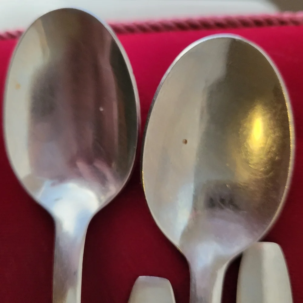 Atomic Northern Star Spoons (4)~ Stainless by Wallace ~ Vintage ~ Retro ~ 1960s?